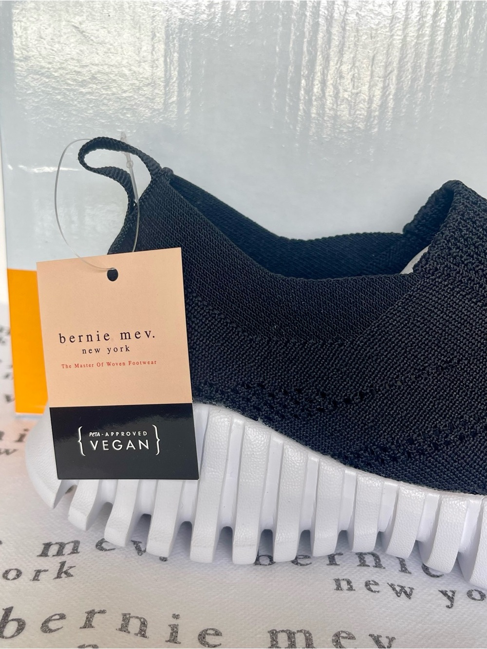NIB BERNIE MEV NEW YORK GRAVITAS STRETCH COMFORT CUSHIONED CASUAL WOMENS SIZE 8 - Picture 5 of 12